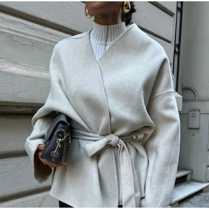 Minimalist Kuşaklı Oversize Yün Ceket